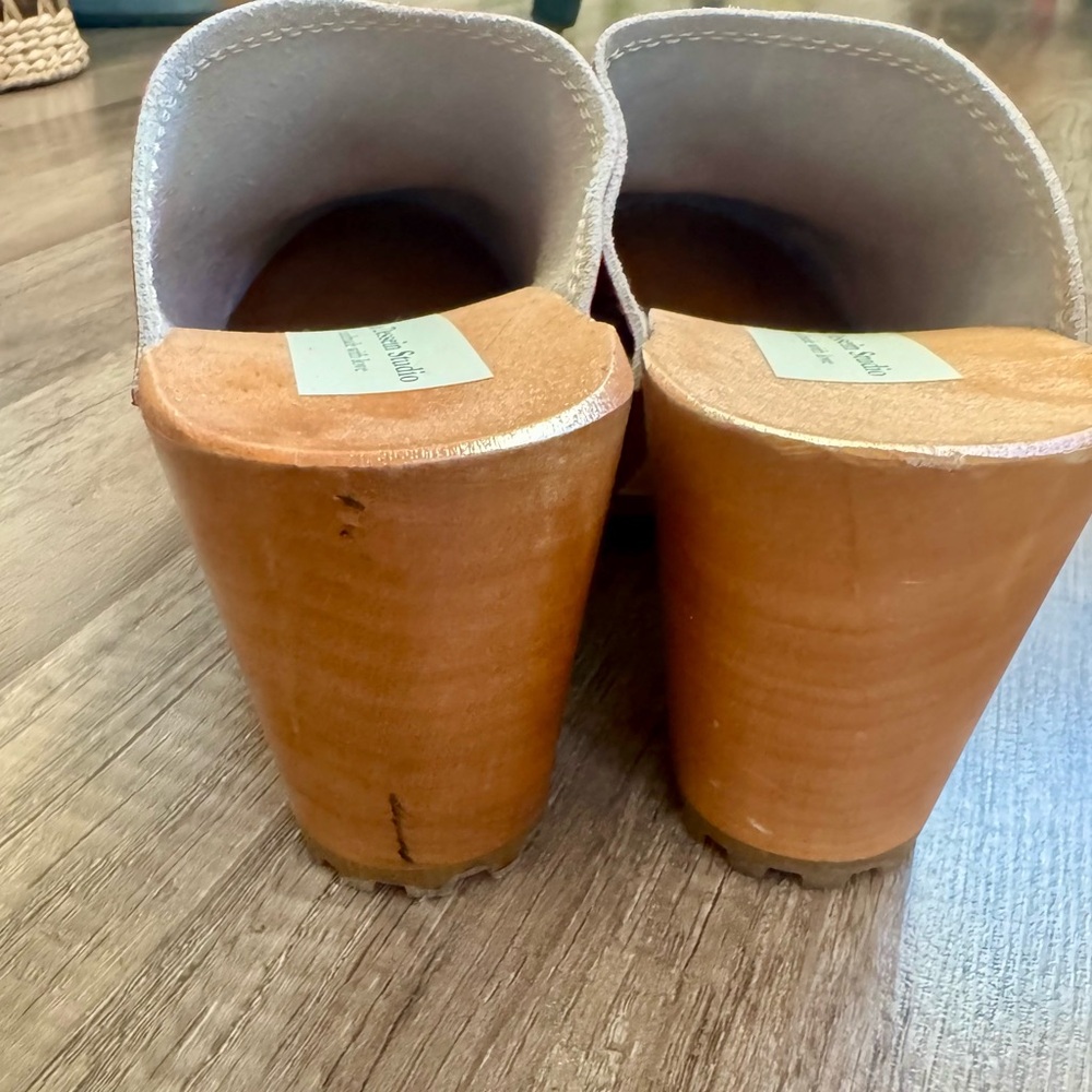 Red Clogs - Picture 3 of 5